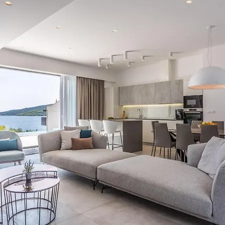 Alba Seget Feriehus Seget Vranjica